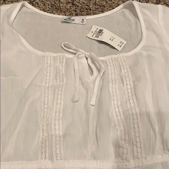 Hollister crop top - Picture 2 of 4